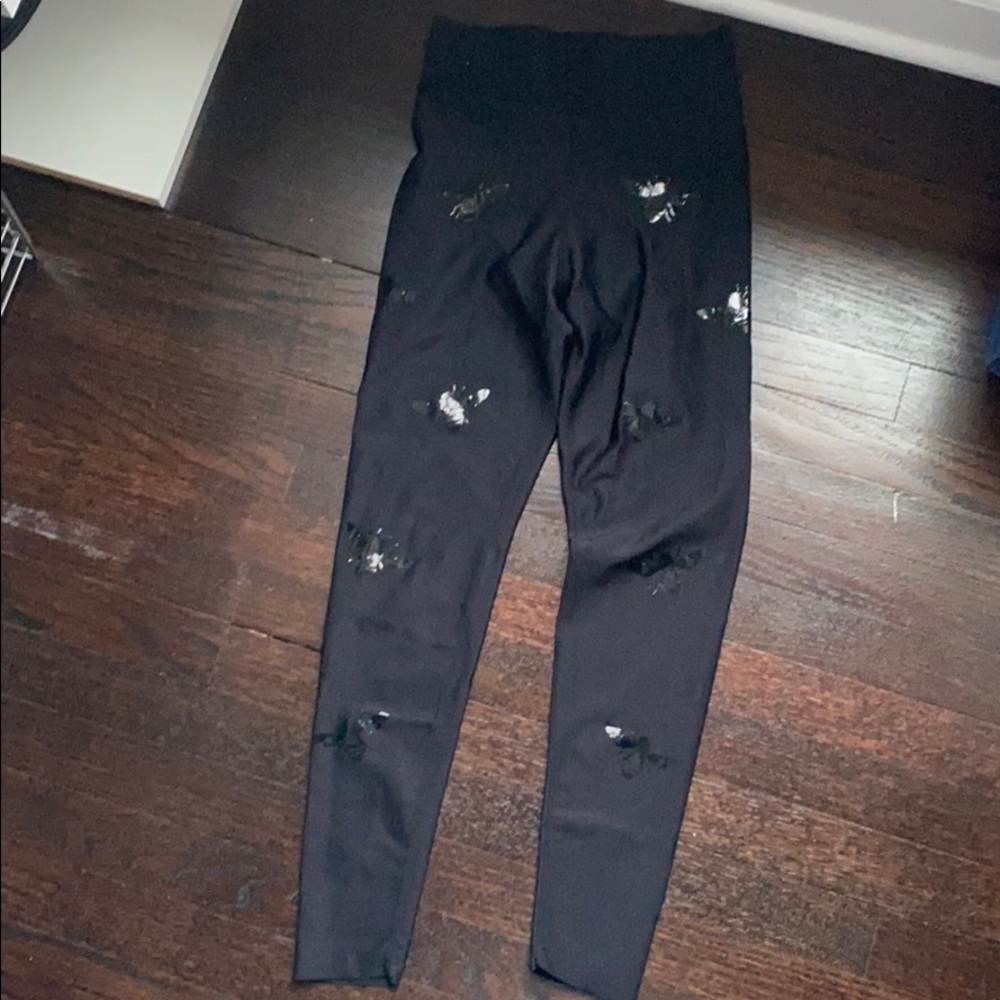 ultracor leggings with bees